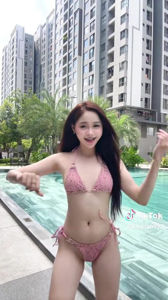 Hot tiktoker dkasgon nhảy lộ marry