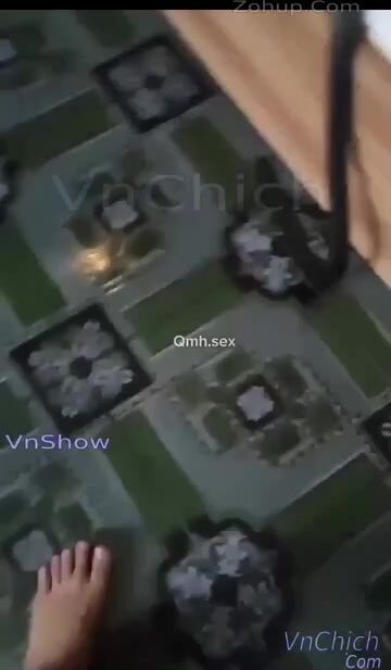 Full 20 phút bé học sinh bị 2 thg bạn học hiếp dâm xuất tinh đầy lồn