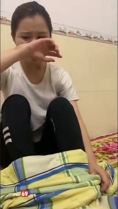 Đi họp lớp bị chút thuốc hiếp dâm, H e nó khóc quá trời đòi 44