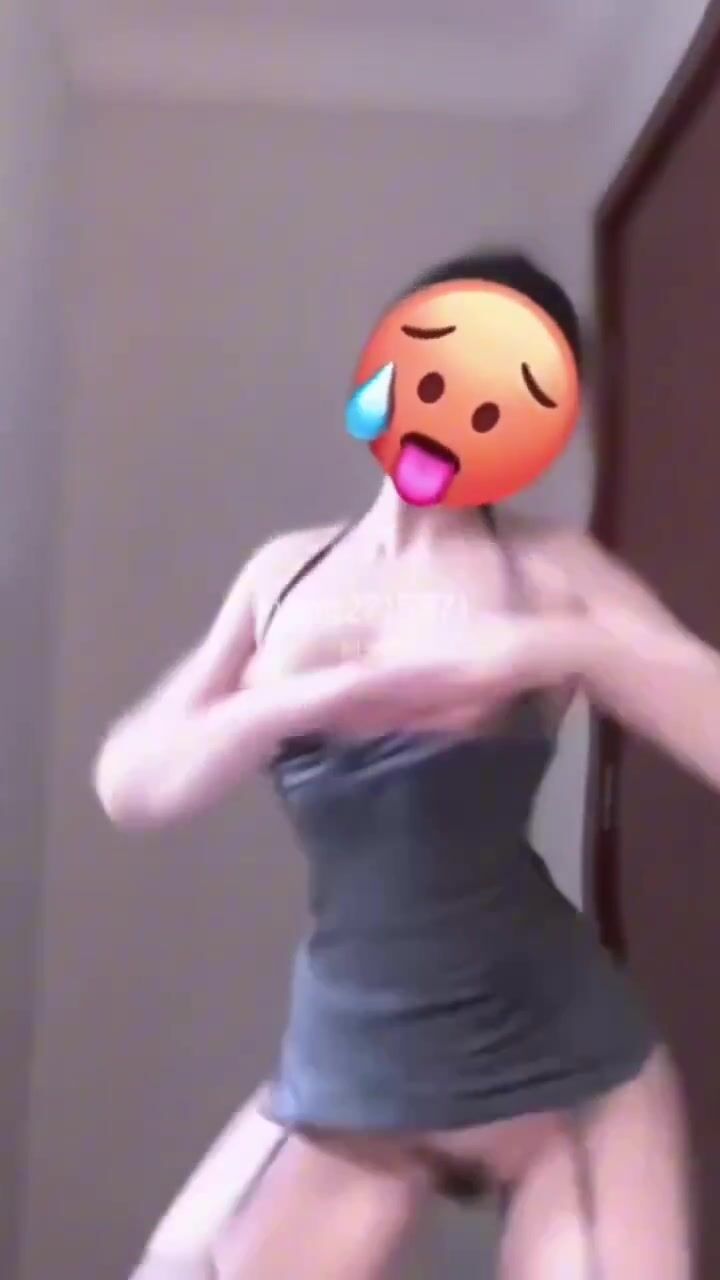 Em gái nhảy TikTok nude P11