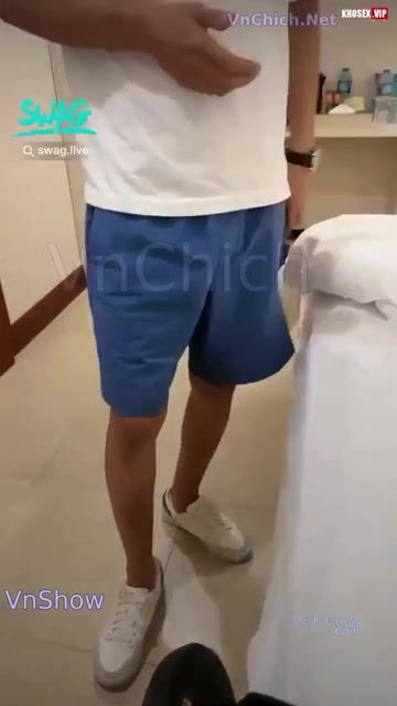 Clip sex Tàu khựa qua Việt Nam chơi gái còn livestream trên SWAG live - Phần 11 (Tay