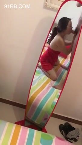 Con bạn rủ sang nhà chơi thì được nó cho chịch