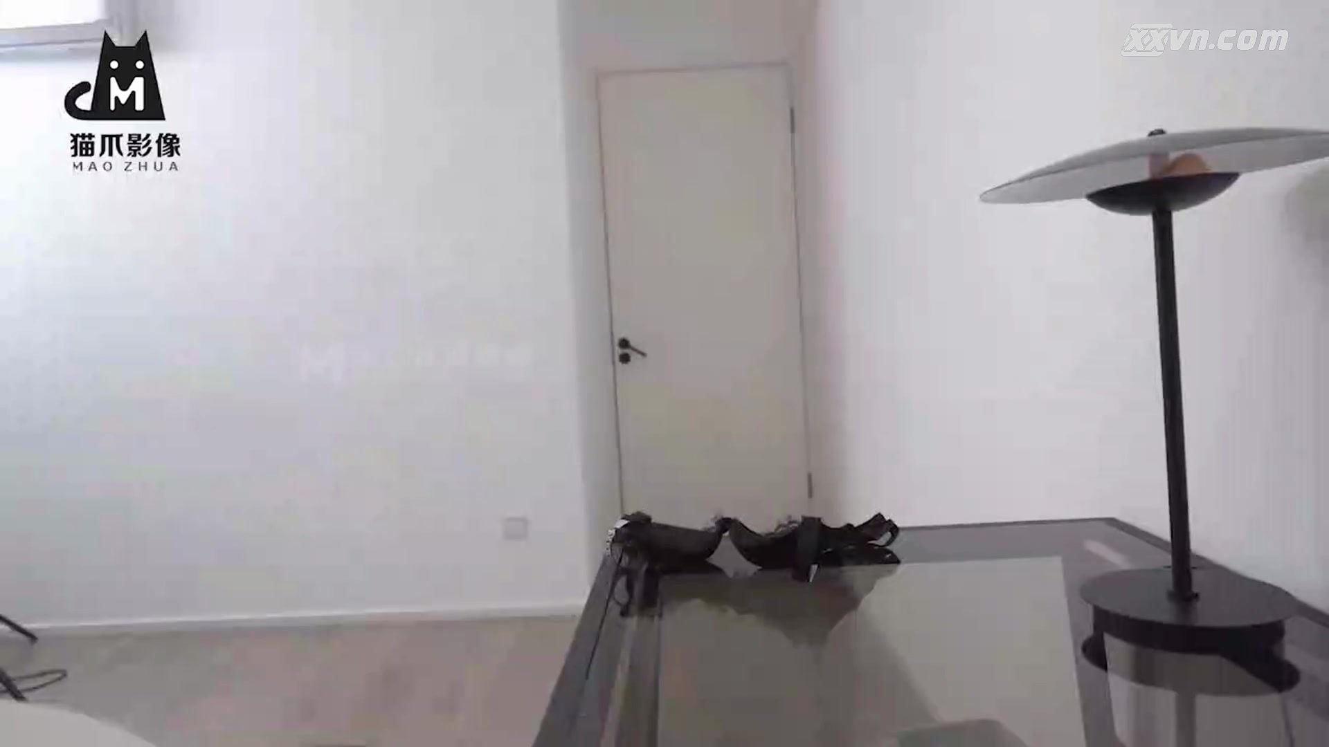 Av sự cám dỗ của nữ chủ nhà