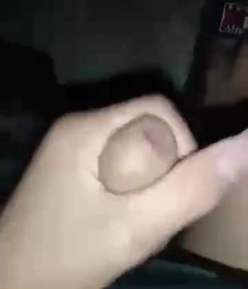 Tối nứng nên sục