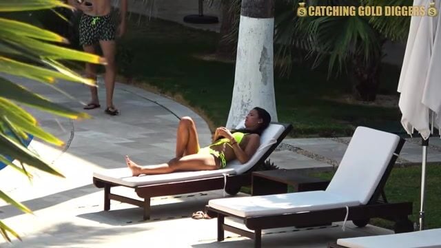 CatchingGold Diggers Fucking A SUPER HOT Venezuelan MODEL Sin Sensura 51min720p