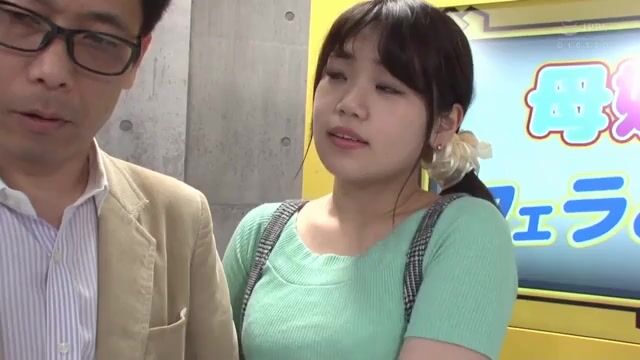 StepMother And StepDaughter Simultaneous Gameshow Competition [Decensored]