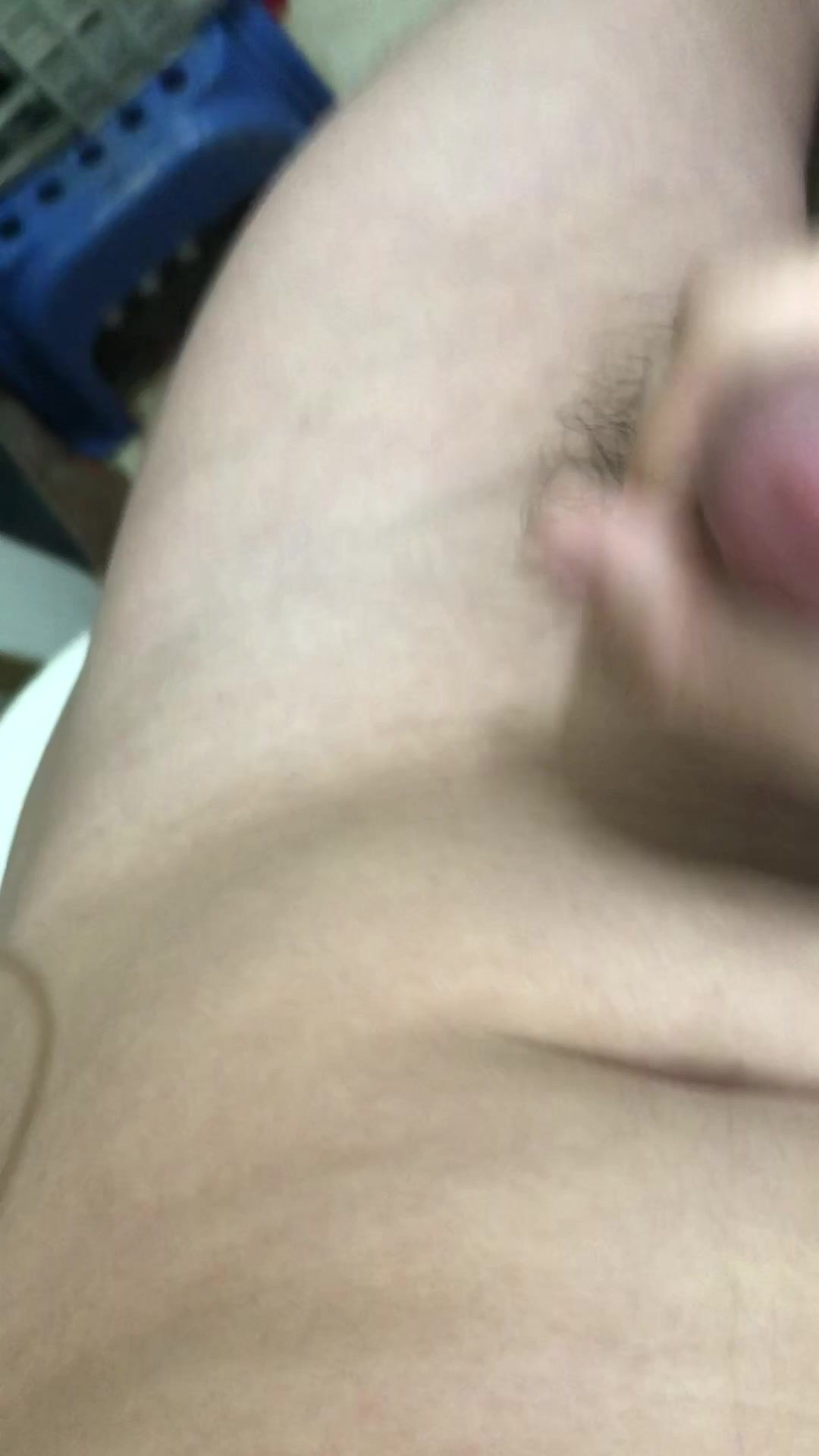 nứng cặc quá phải sục , bạn nữ nào đang không có aii để làm thì kb mình cần 1 bạn nữ