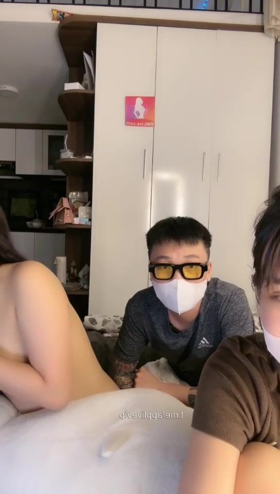 Rủ 2 nhỏ bạn stream chịch chơi , ai ngờ tụi nó chịu , được chịch free luôn-P2