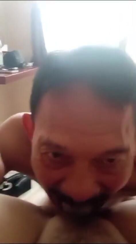 Bố chông lén địt nhau với con dâu vú to lồn ngon dâm đãng