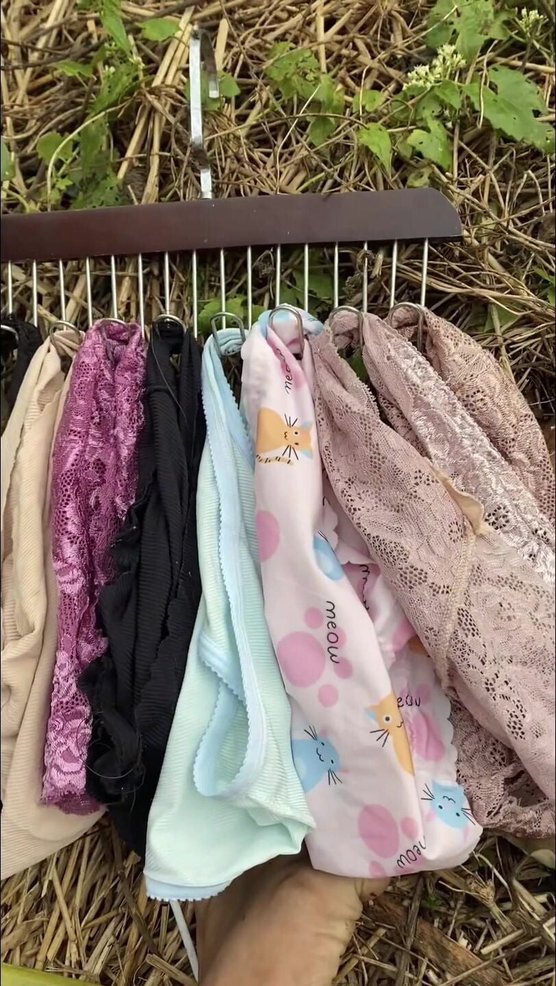 Tiếp tục trộm lén quần lót phơi sau nhà chị hàng xóm nữa ae ơi