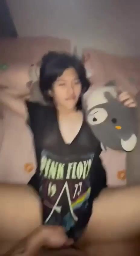 Ua tus hlub *** nkauj