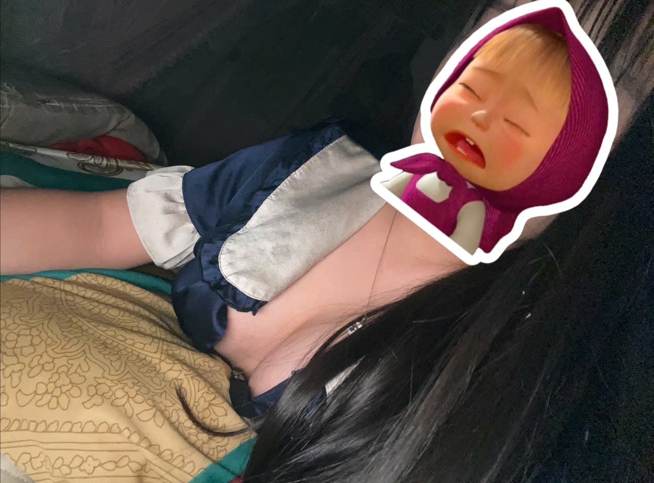 Em 2ka10 show hàng cực múp rụp