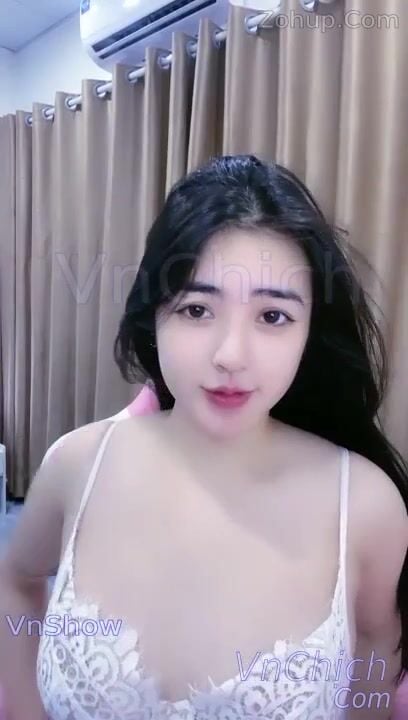 Vybaby xinh đến thế cơ à , livestream show lồn luôn em ơi . PHIM SEX VIET