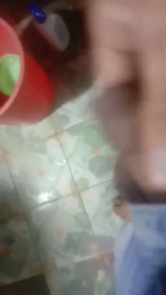 Anh trai mưa sục cặc gửi em gái