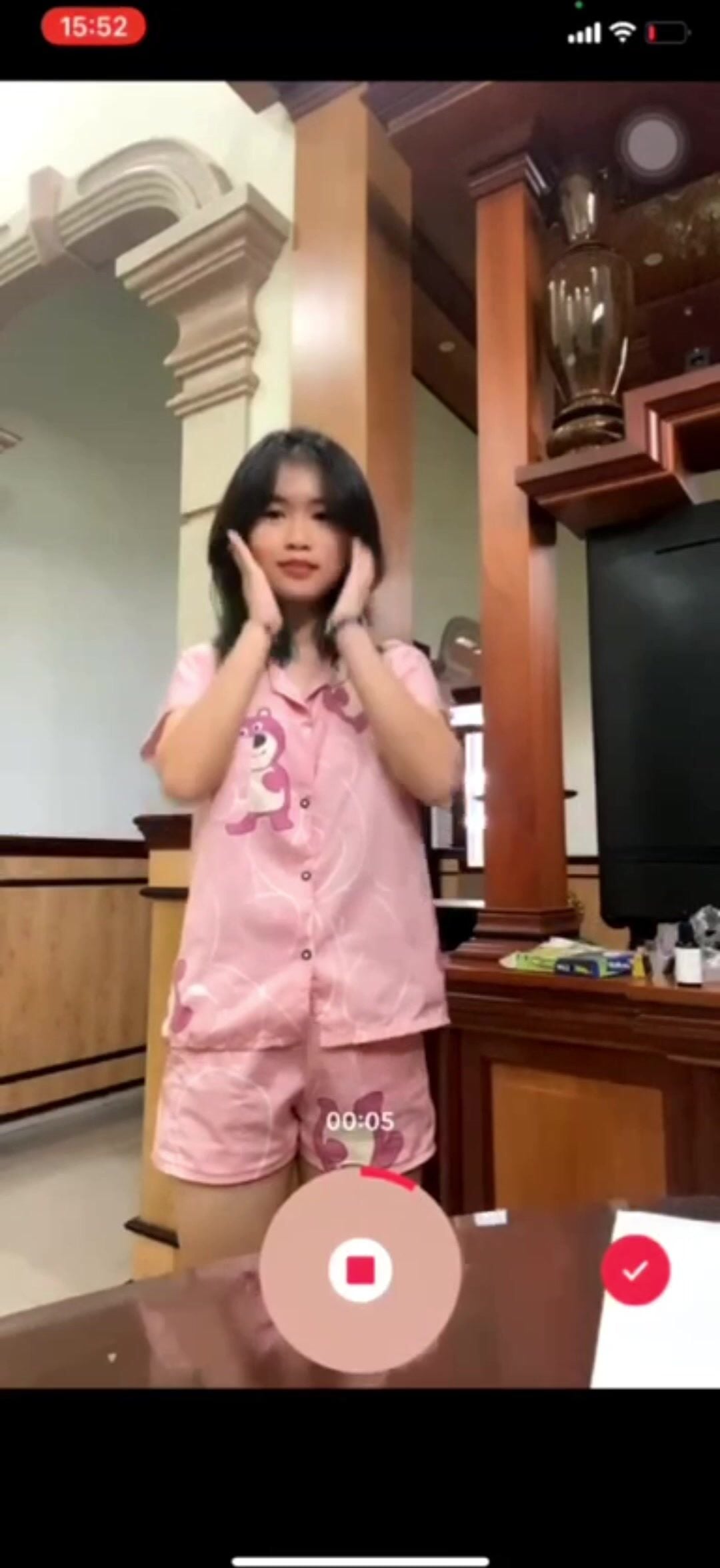 gái xinh lớp 11 khoe dáng thủ dâm cực nứng - phần 1