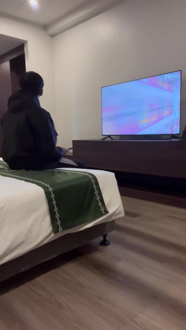 Lời Hứa Trao Thân Của Người Yêu Cấp 3 Tròn 18